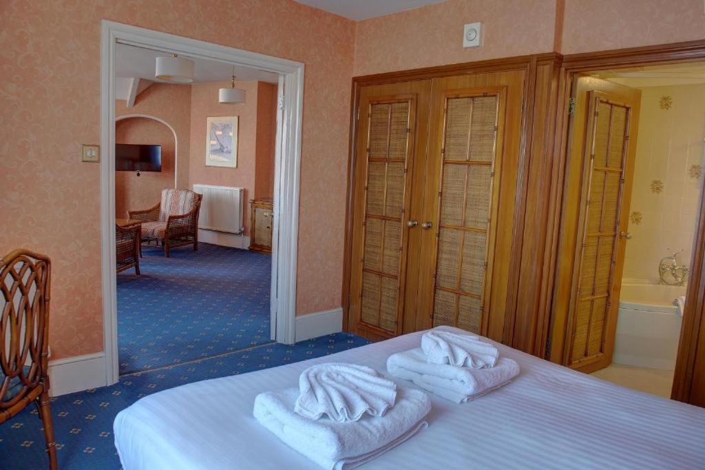 The Orwell Hotel Філікстоу Екстер'єр фото
